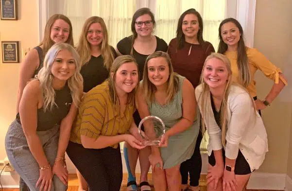 Mu Gamma receives Chapter of Excellence of Award from Chi Omega