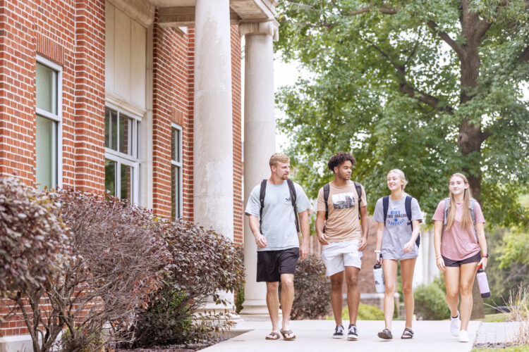 Students at Culver-Stockton College walking to class.