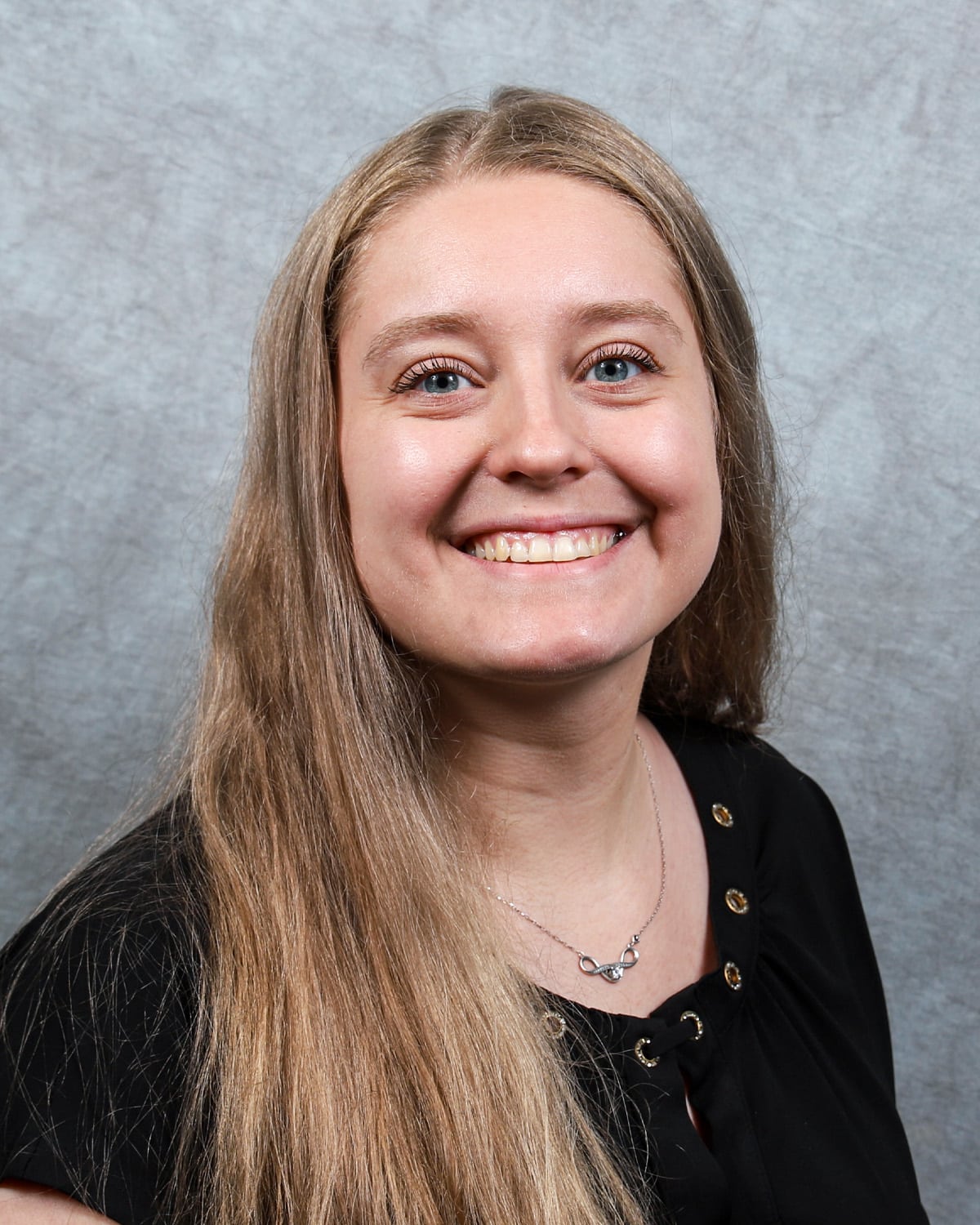 Kaylee McVeigh Headshot 2026